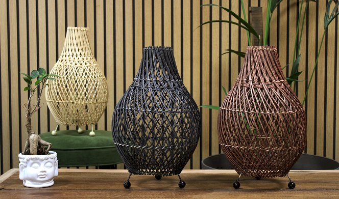 Ratonia-ratanova lampa