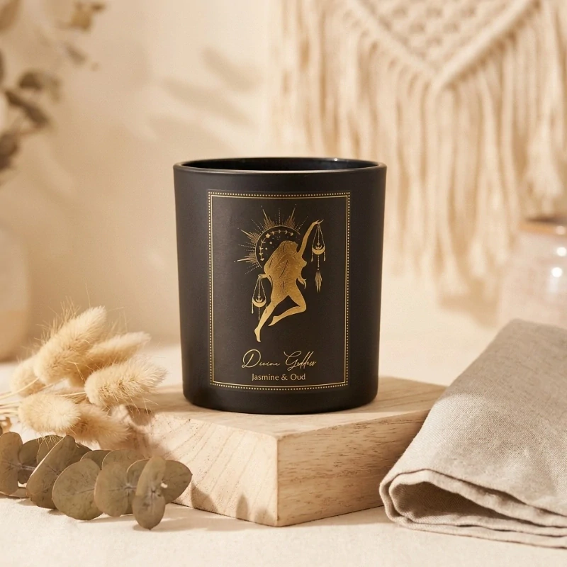 Přírodní manifestační svíčka Divine Goddess – Jasmín a oud