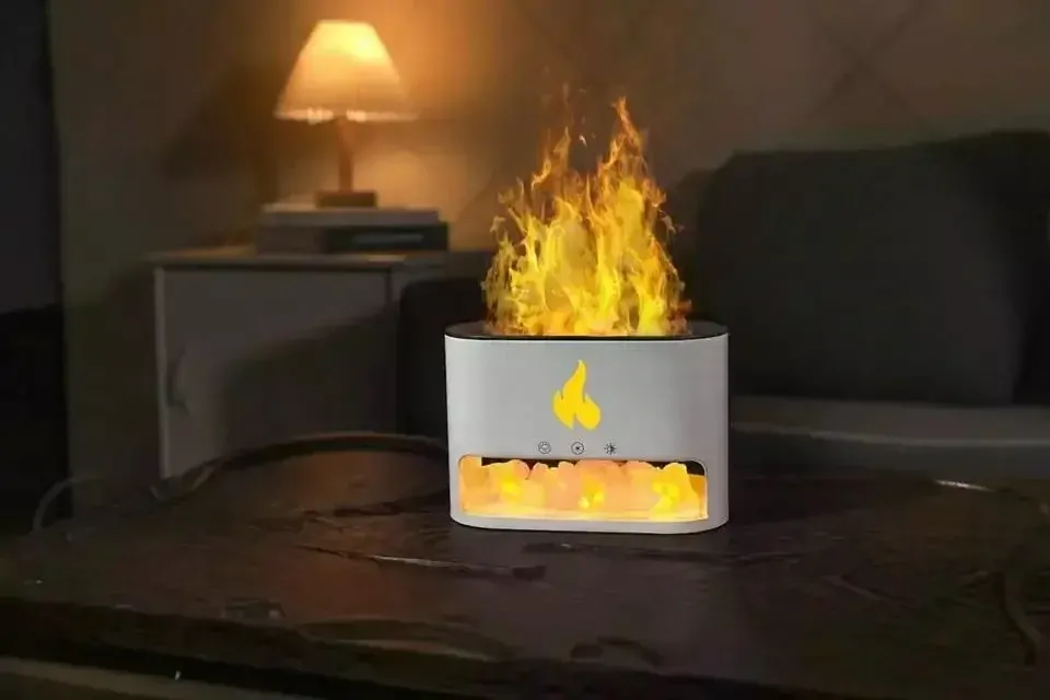 Aroma Difuzér Flame bílý | USB| Simulace ohně + Himalájské krystaly